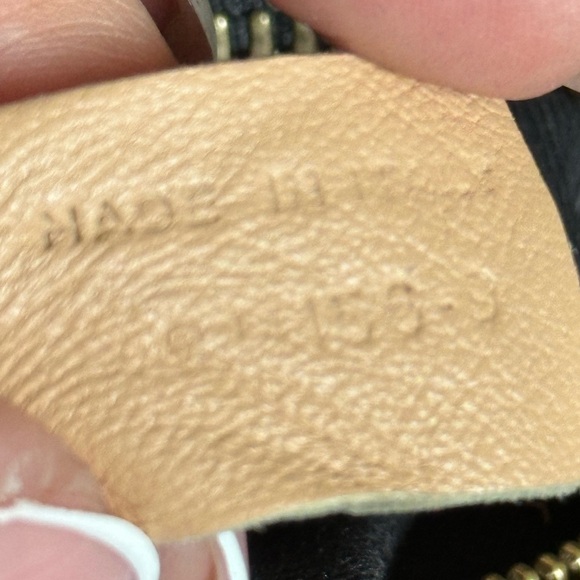 Chloe Paraty Black Leather Handbag - Picture 10 of 10